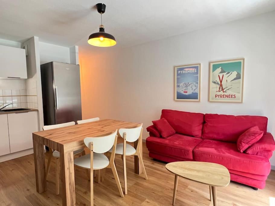 T3 Centre Ville Avec Parking, Balcon Et Wifi. 5P. Cauterets Εξωτερικό φωτογραφία